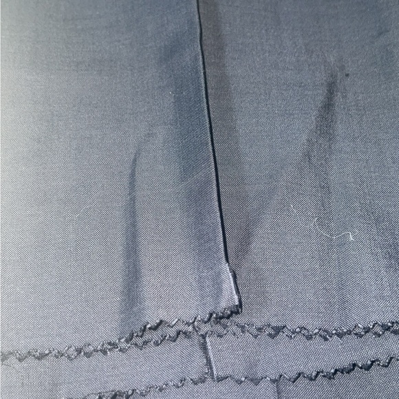 Hugo Boss Slim fit pants 💯 - Picture 9 of 11